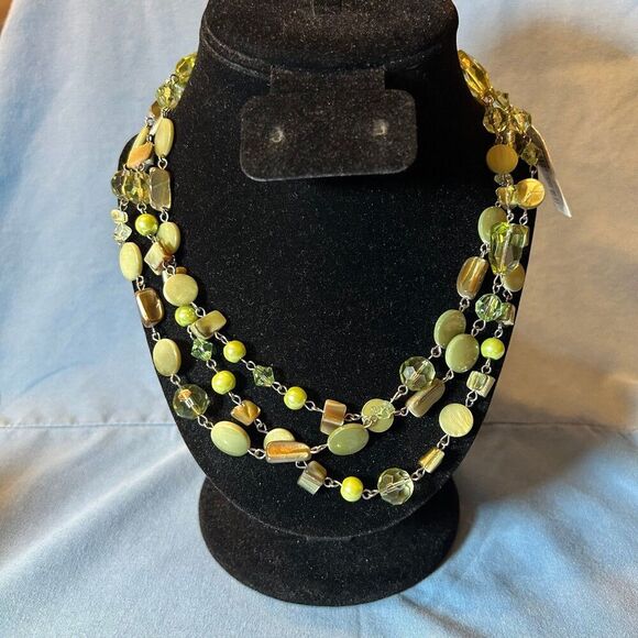 Macy’s Branded Green Crystal and Bead Layering Necklace 56” - Picture 1 of 4